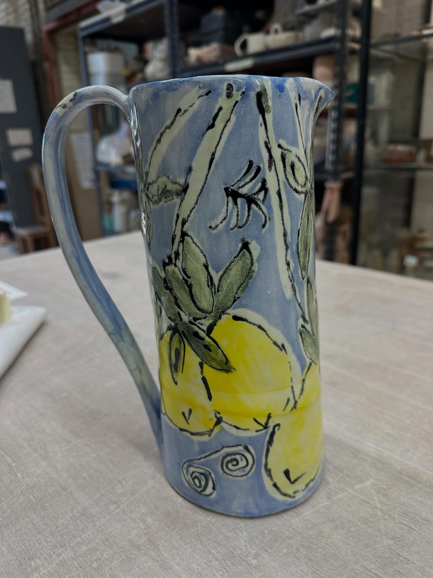 Trying out our &ldquo;fake majolica&rdquo; glazing technique @theclayschool 
Pitcher by Christine H
