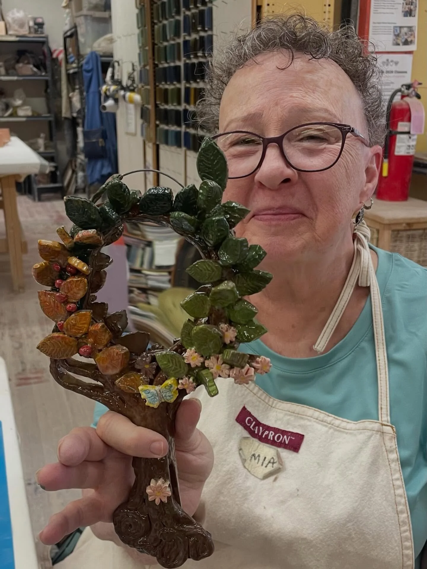 Mia made a very cool and creative mirror in our Wed AM class recently @theclayschool with teacher Erica von Schilgen @barnmothstudio
