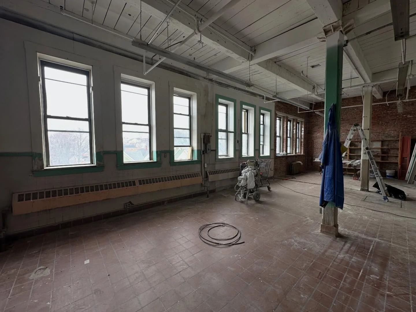 Can you see all the wheels and what a cool work space for Clay this will be!!?? In just a few weeks our new studio space will come together!! 

Mark your calendars!!!&rsquo; 📆 
New class registration will open to all April 12th at 9:30 AM
www.thecla