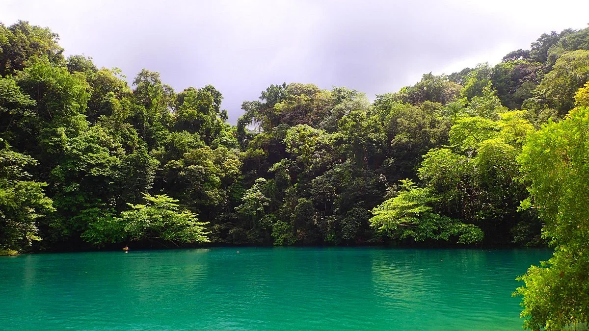 blue-lagoon.jpg