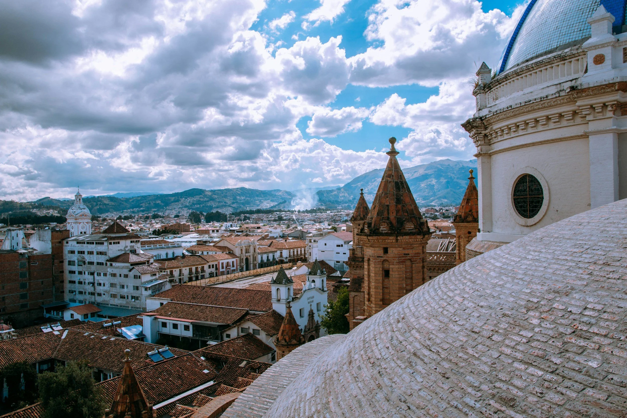 unsplash-image-EsAYLuSDmCo.jpg