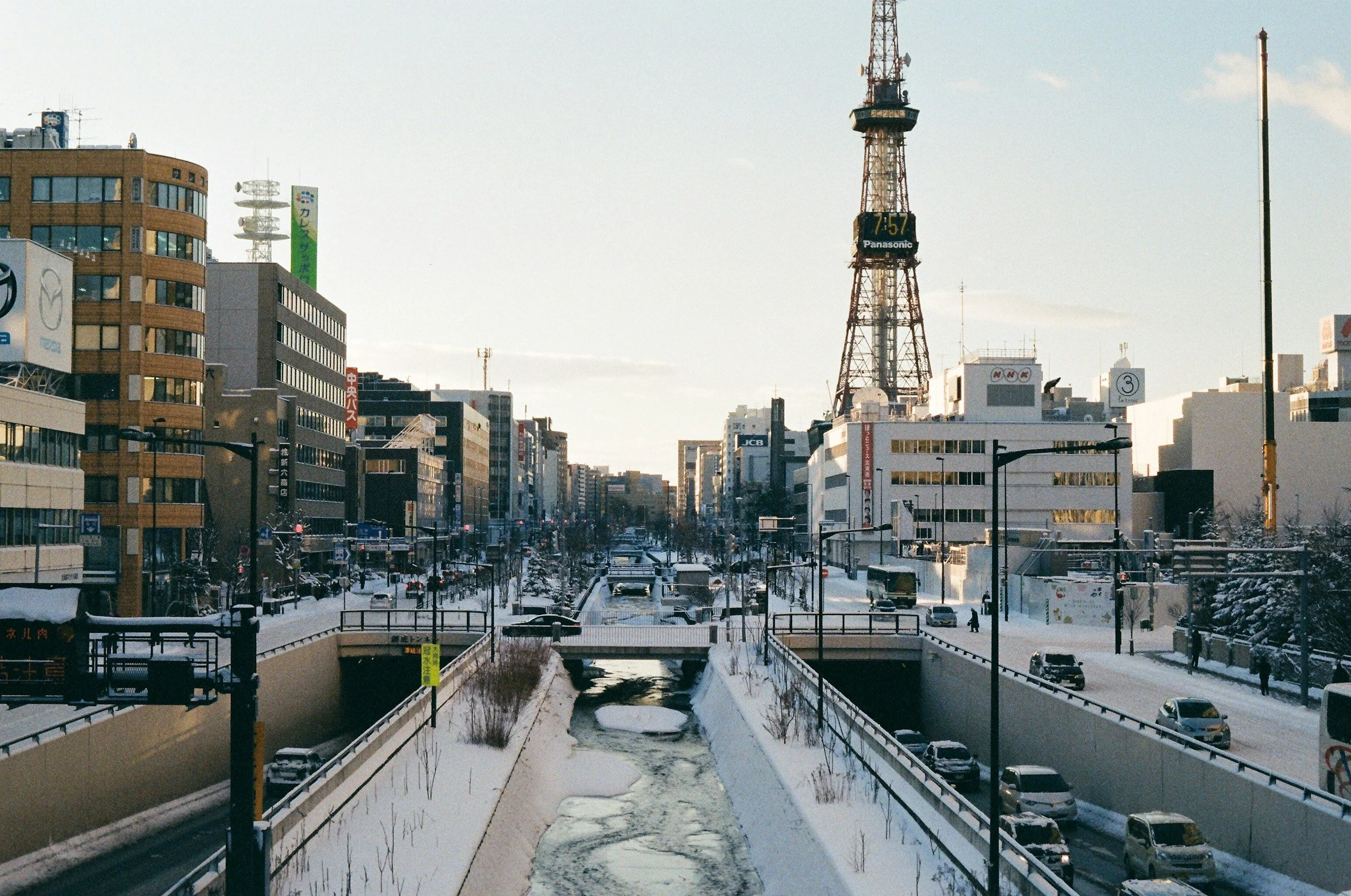 unsplash-image-KzUa4oWoHRI.jpg