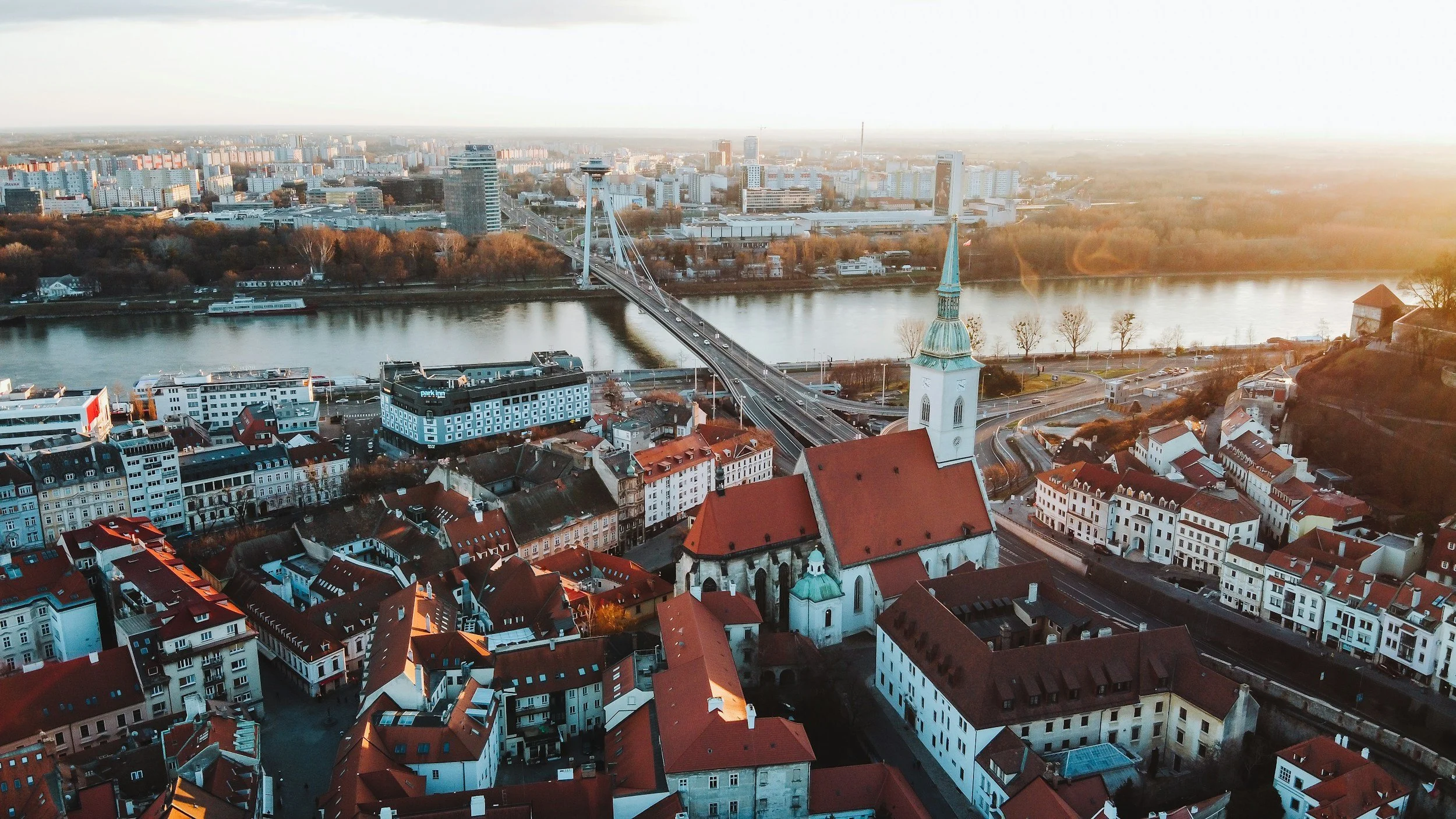 unsplash-image-vgPgg8X2NyA.jpg