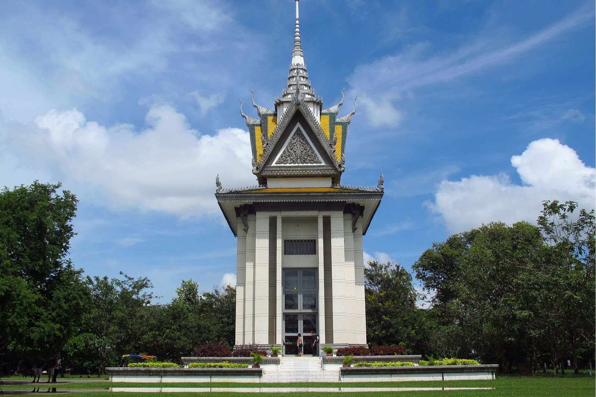 choeung-ek.jpg