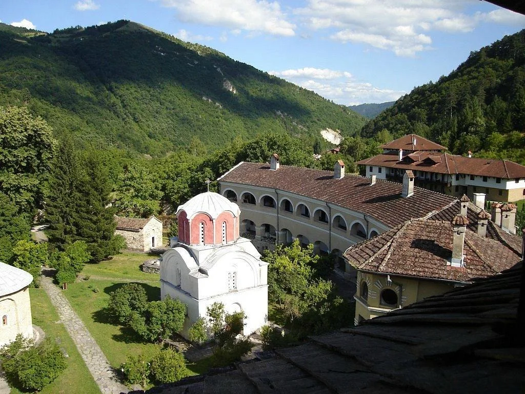 studenica-monastery.jpg