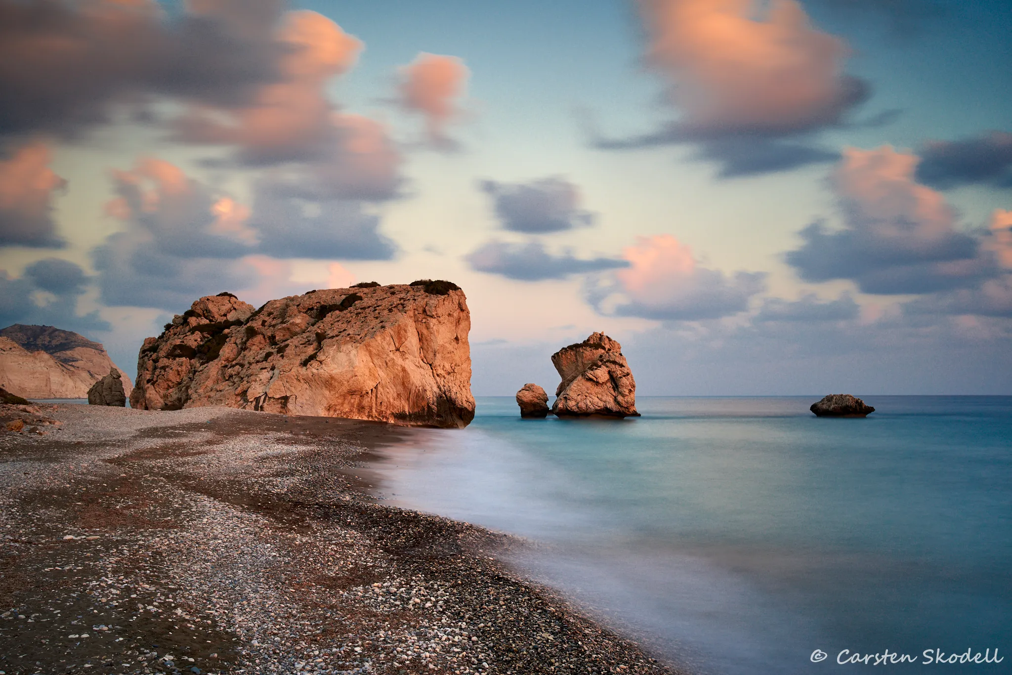 aphrodites-rock-cyprus-dwt0.jpg