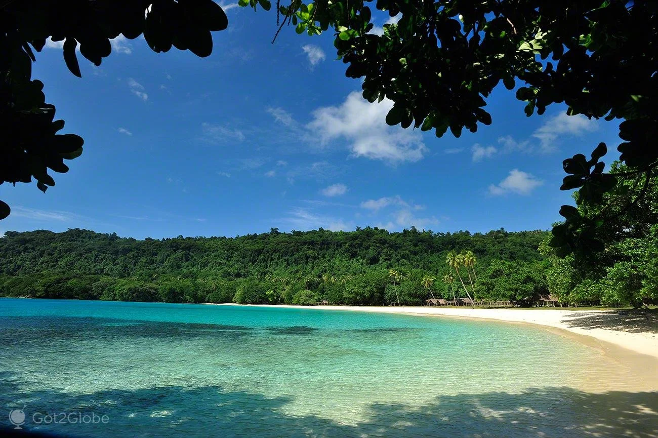 Enseada-Champagne-Beach-Espiritu-Santo-Vanuatu-1.jpg
