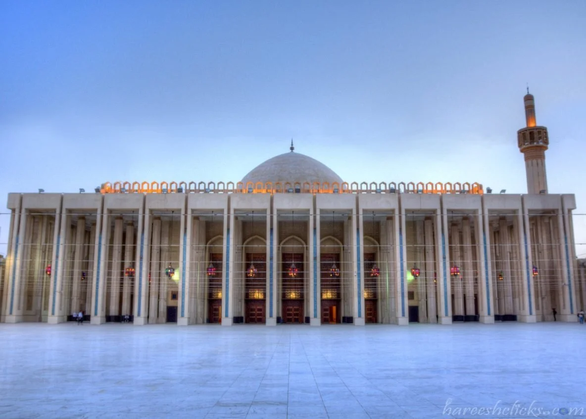 mosque-outside-1-1184x847.jpg