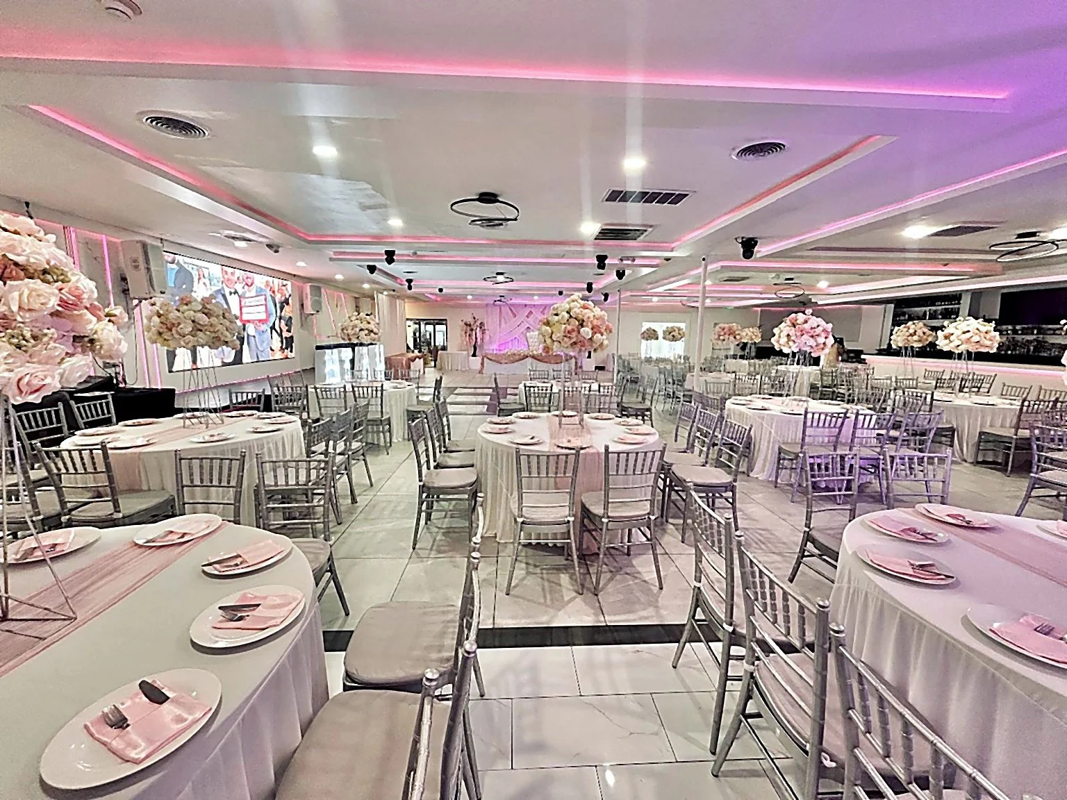 The Lounge-Anaheim-Hasta 300 Invitados