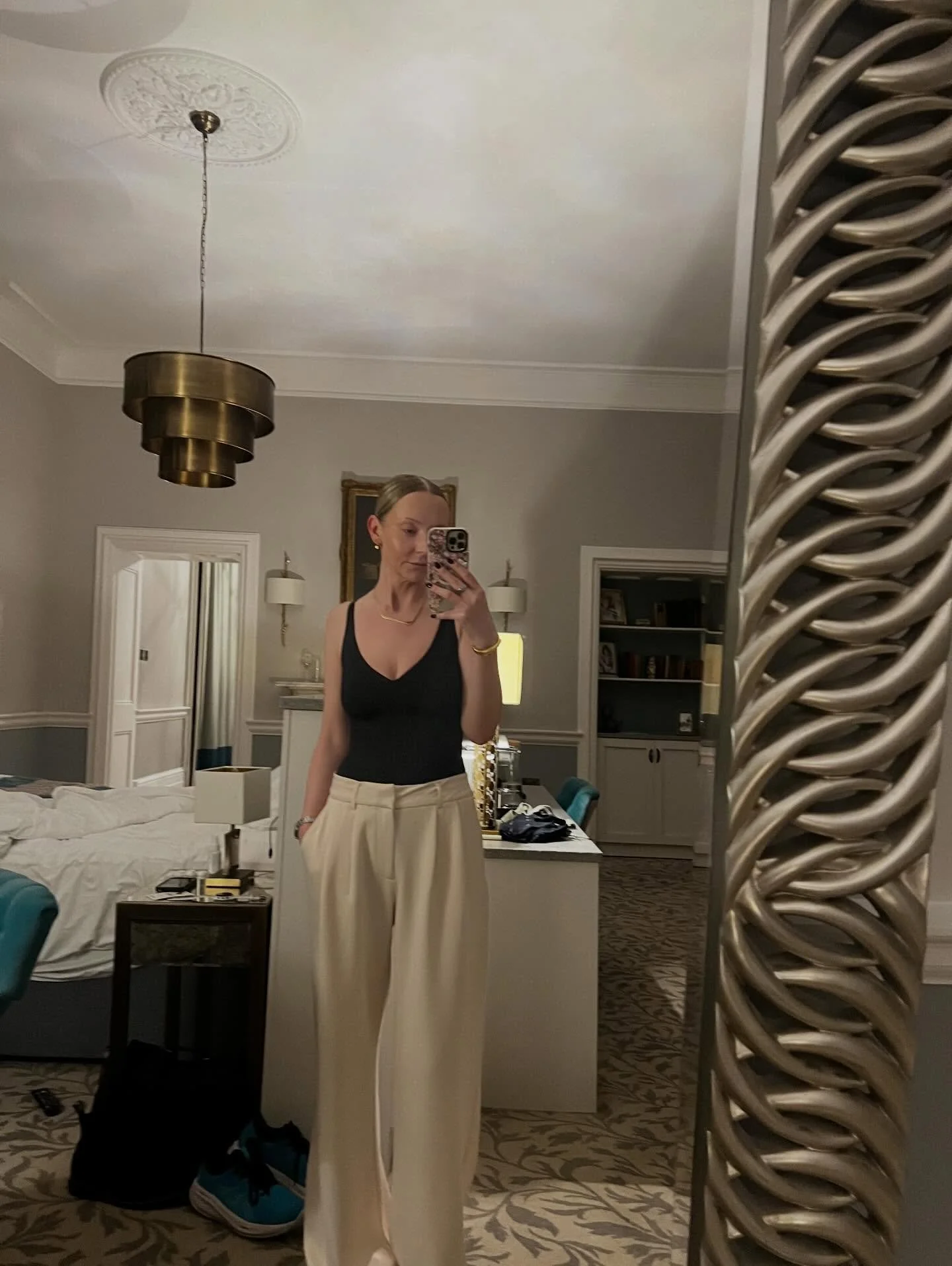 JANUARY ROUNDUP 

Can I have 3 weeks off from the NHS every January? 

- Sticking to my 2026 resolution with my own Microneedling treatment 
- Getting the girls involved with @theturmericco 
- Ice Skating to work 
- Habit stacking with @ancientandbra