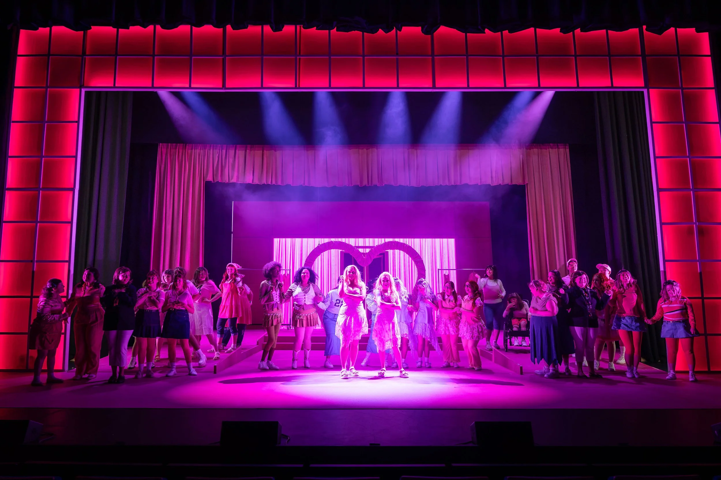 STAM_LEGALLYBLONDE-00005-2.jpg