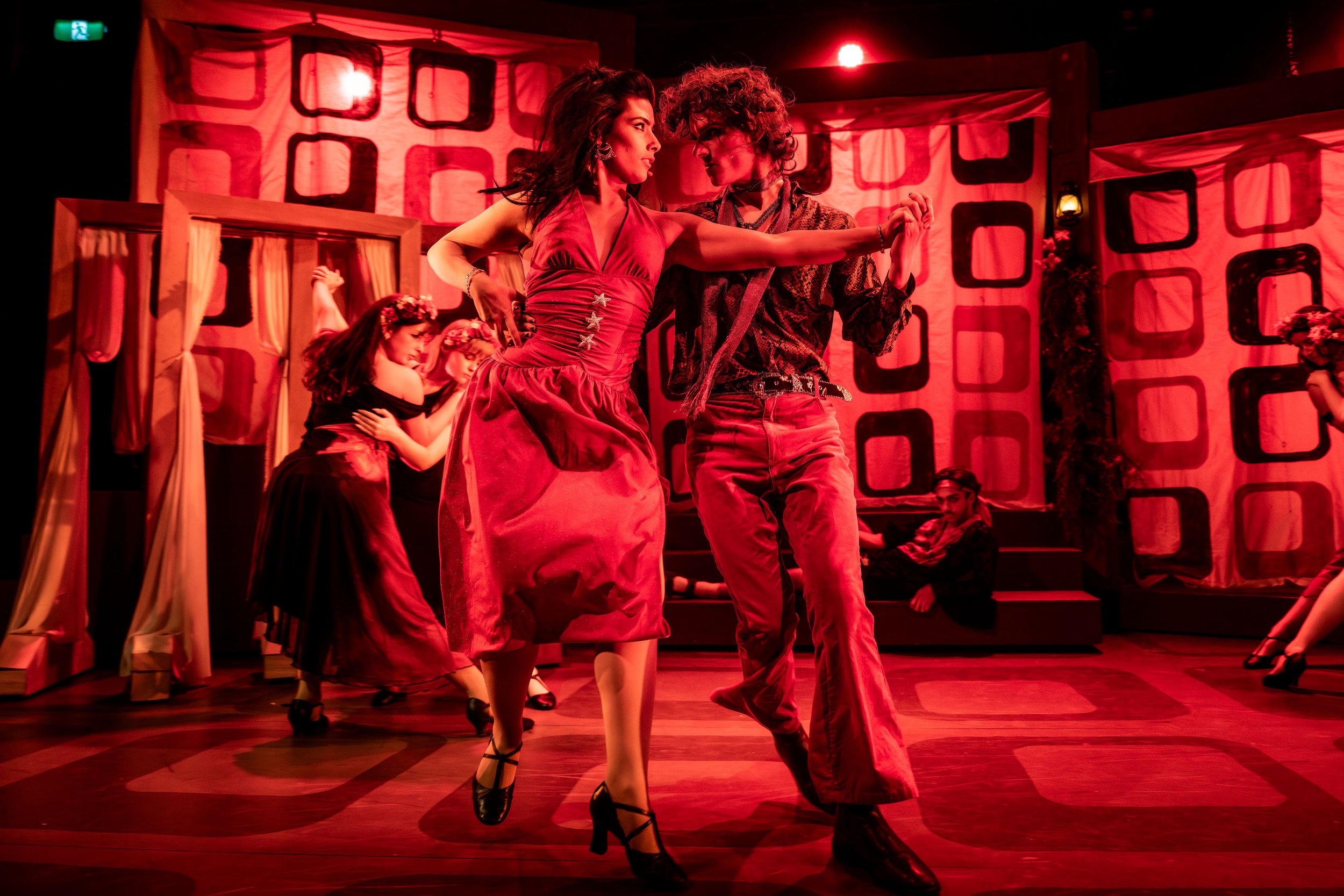 JMCWITCHESOFEASTWICK031225-00685.jpg