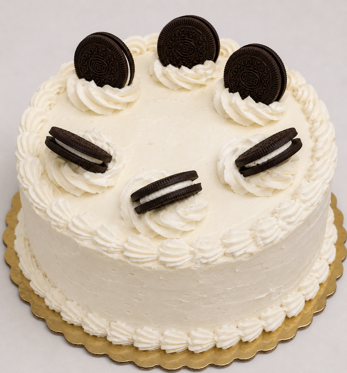 Cookies 'n Creme Cake