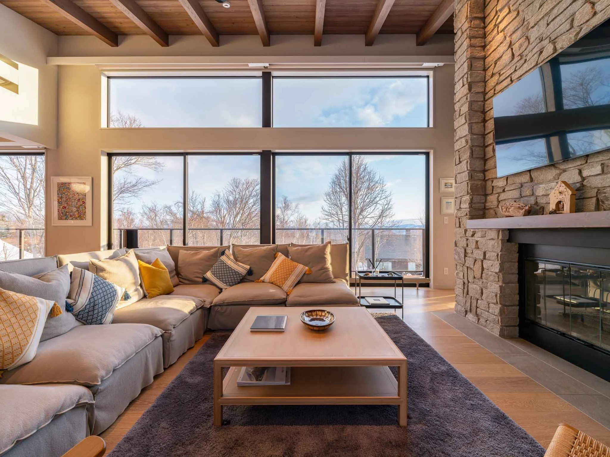 Niseko Black - Lotus-14.jpg
