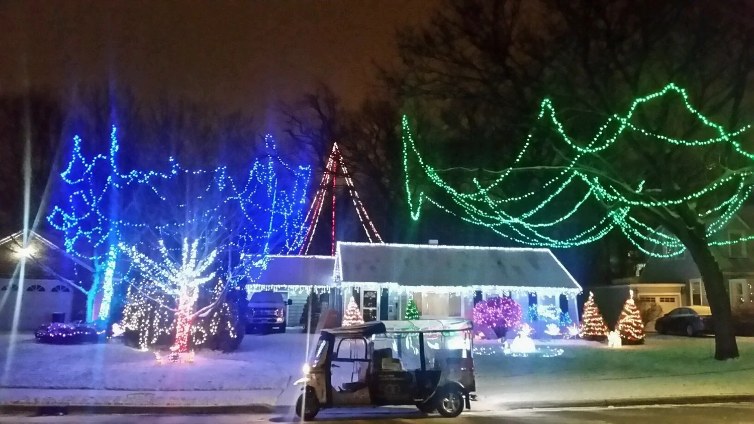 Naperville Holiday Lights Tour — Tuk Tuk Naperville