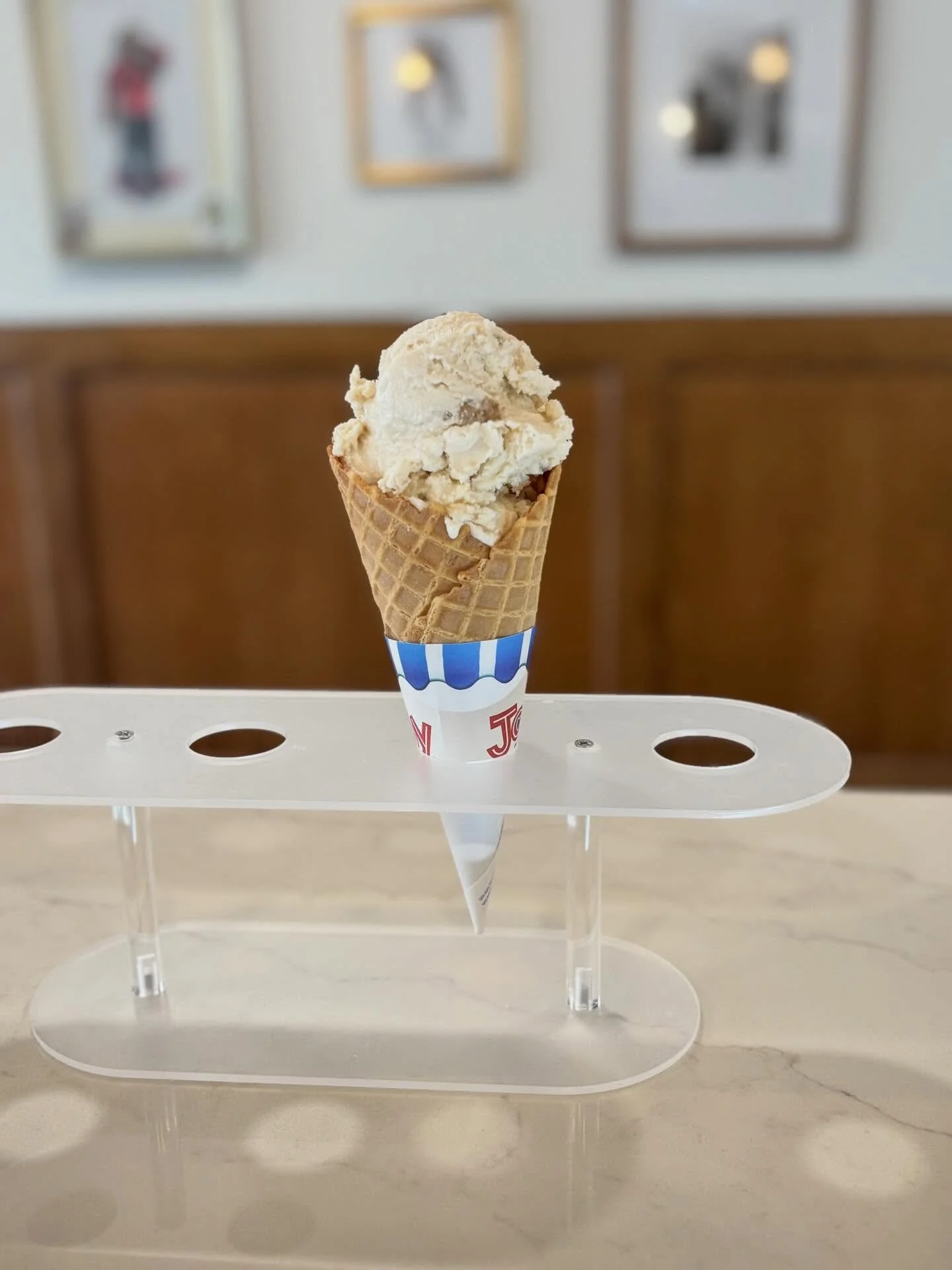 Apple Cider Donut Ice Cream made with @milburnorchards famous donuts 

Homemade and Lactose Free

3926 Kirkwood Hwy