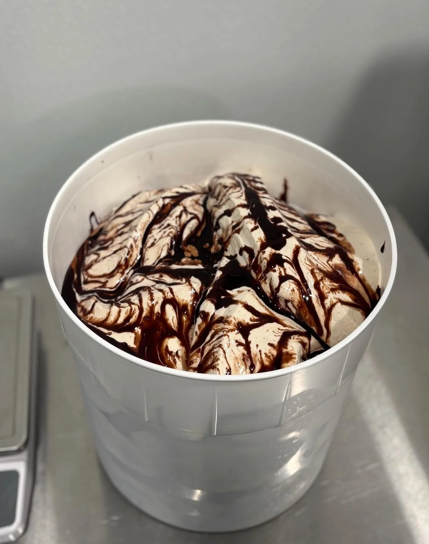 ‼️ New Flavor Alert ‼️ 
Toasted Marshmallow Ice Cream!

This is insane folks&hellip;
Still no high fructose corn syrup
Still no food dyes
Still no artificial ingredients
Still no preservatives