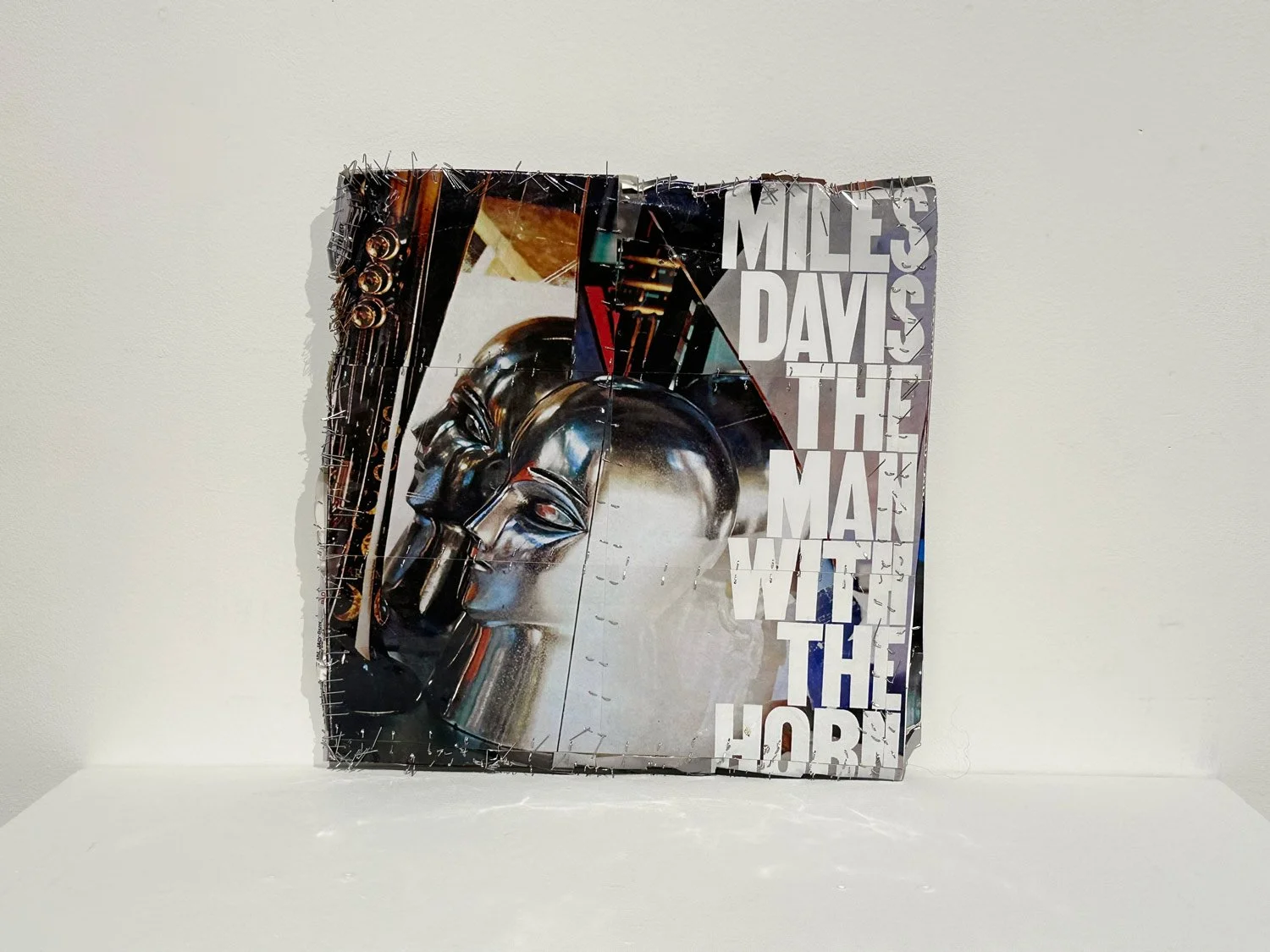 hatt_miles-davis-man-with-the-horn_1.jpg