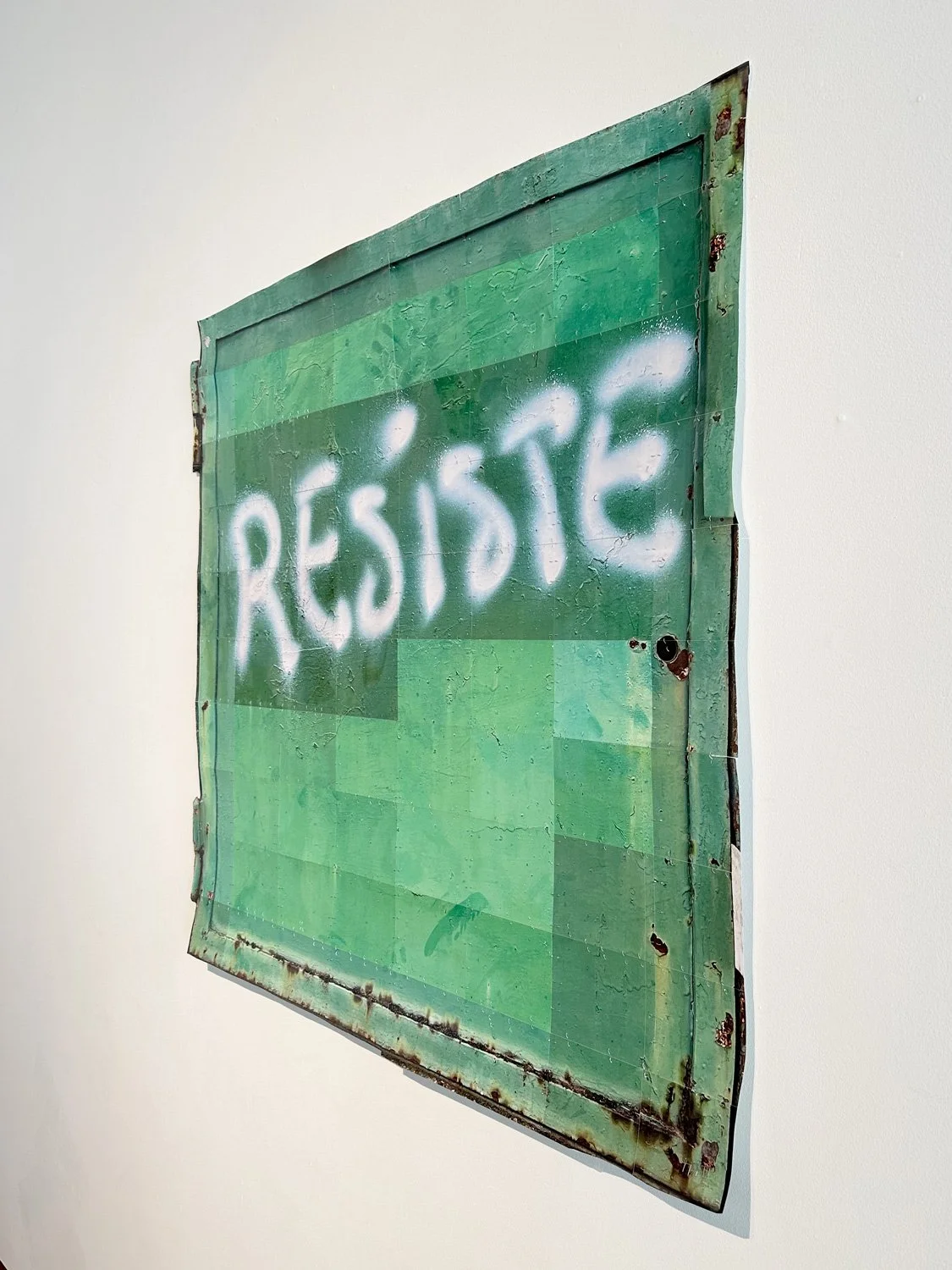hatt_resiste_3.jpg