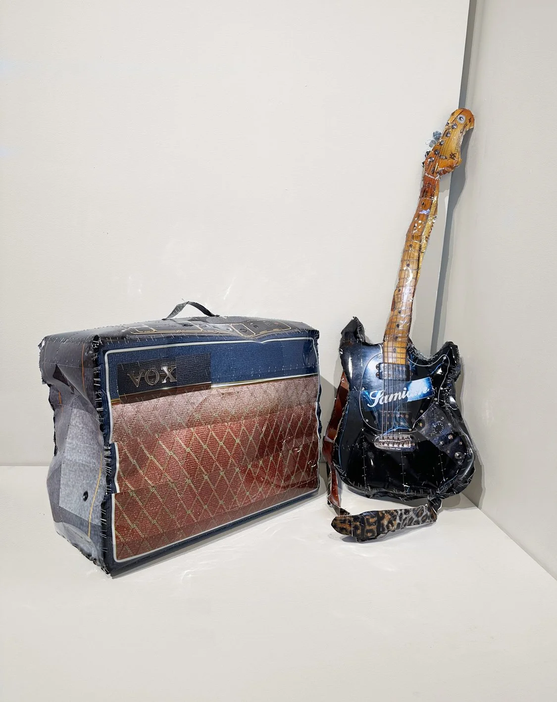 hatt_guitar-and-amp_1.jpg