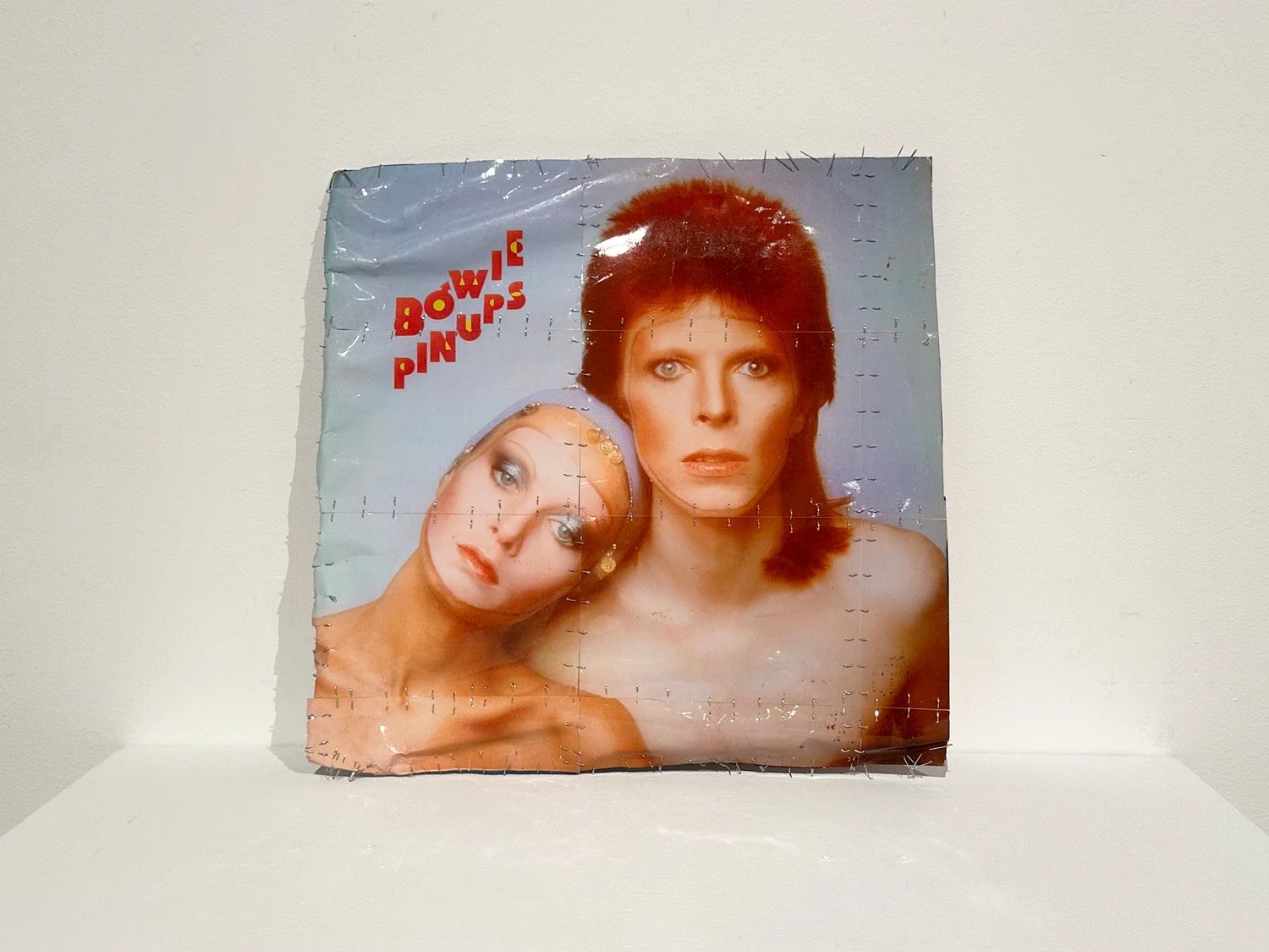 hatt_david-bowie-pinups_2.jpg