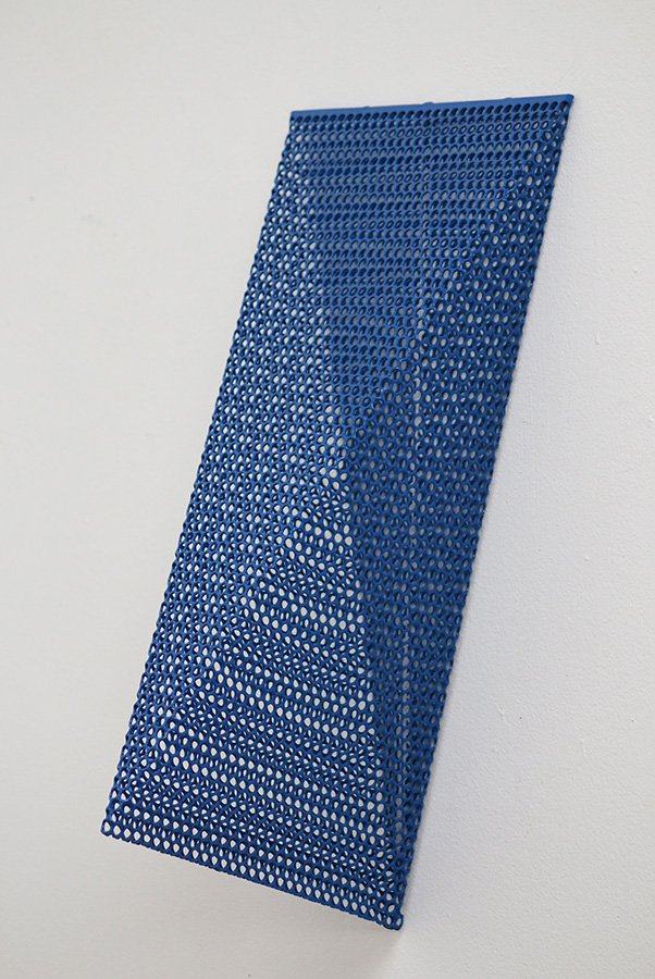 MESH WEDGE (BLUE), 2019