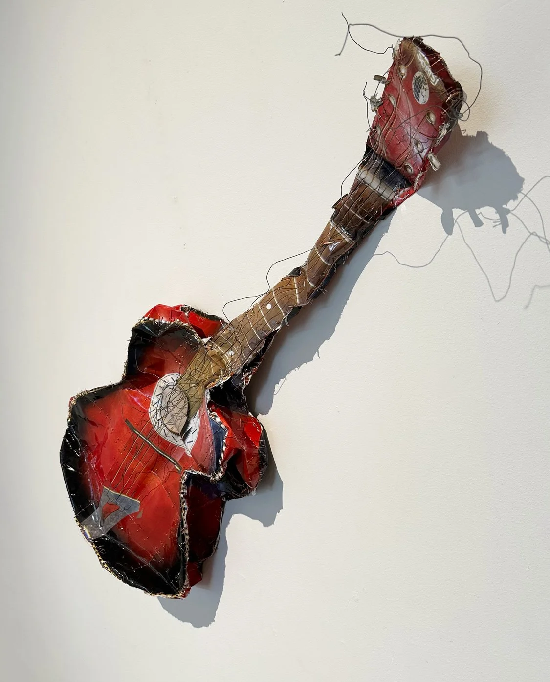 hatt_acoustic_guitar_3.jpg