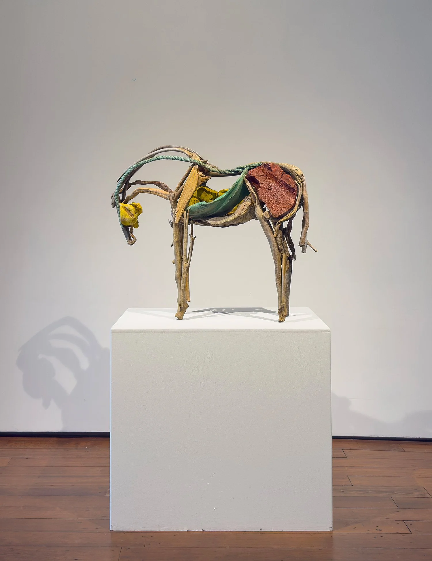Deborah-Butterfield_Sculptures-2026_install-3.jpg