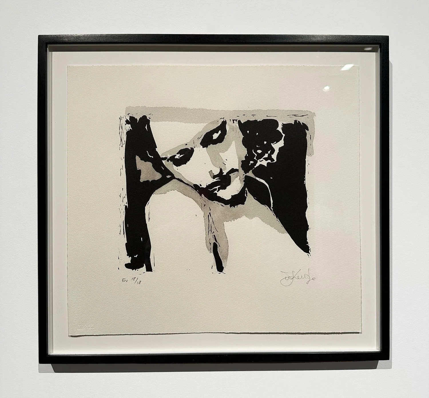 Kentridge_LULU_PORTRAIT-OF-A-LADY-LOOKING-DOWN_2016_framed.jpg