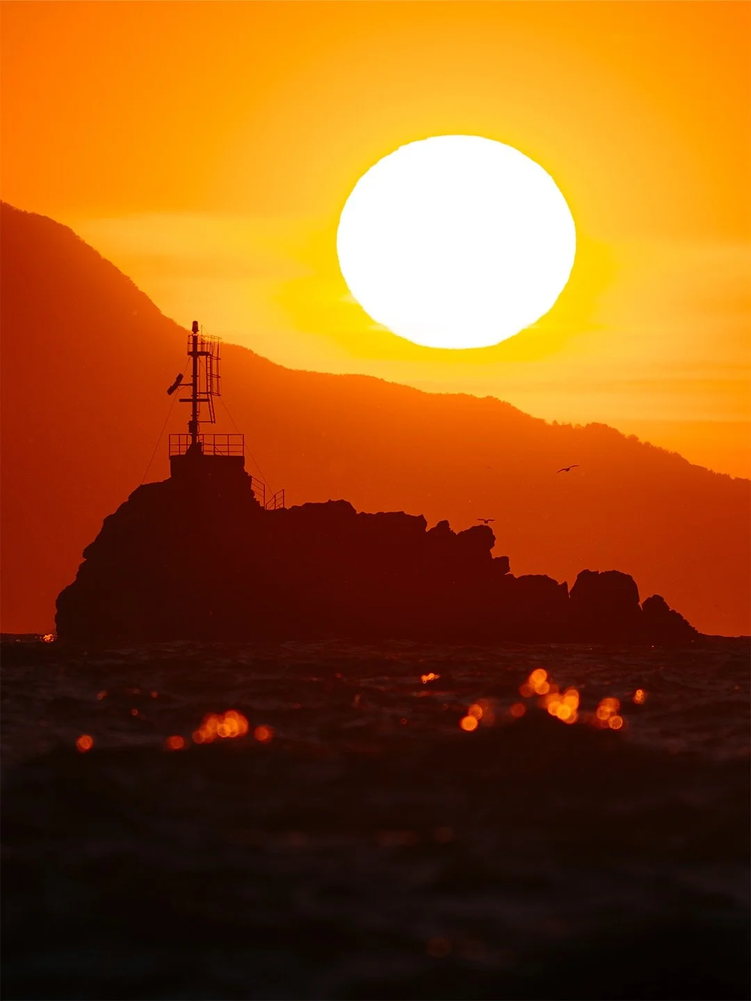 Sun setting behind the Vervece, Massa Lubrense, Italy.

📷: @sony.italia A1 II + 200-600 f/5.6-6.3 G OSS

#explore #photography #foryou #sonyalpha sorrentocoast 

@sonyalpha @sonyalphaeu