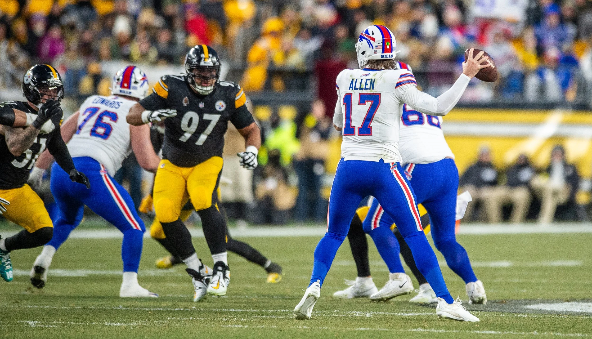 113025 Bills Vs Steelers WK13-13.jpg