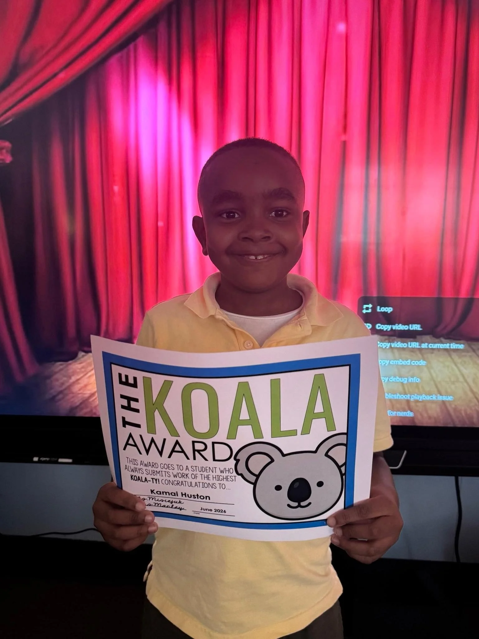Kamai achieved the “KOALO” award for his quality of work submitted during the school year.