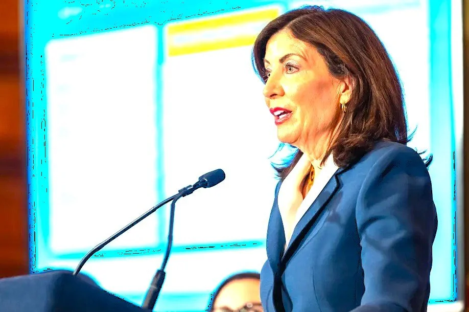 Gov. Hochul offering help to Howard University students