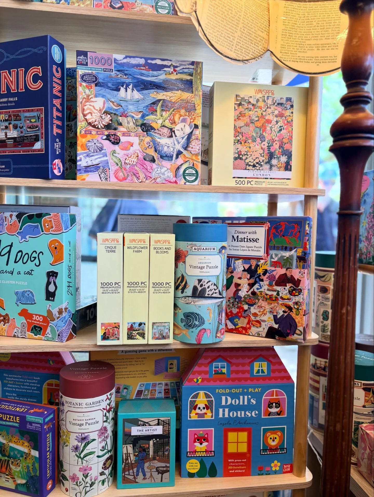 We are back! In place of Christmas books you will know find more puzzles 🧩 happy slow, summer days! ✌️