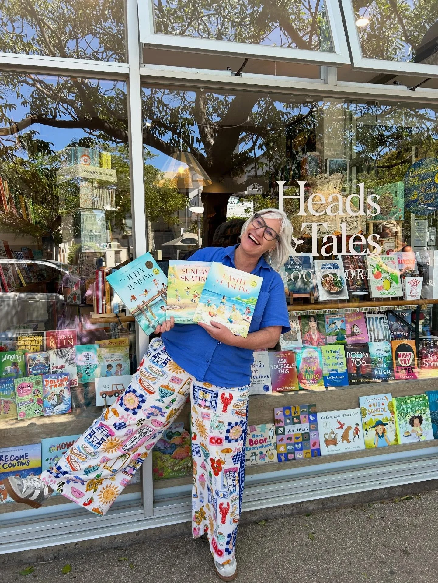 We had so much fun with the one-and-only ray of sunshine that is @andrearowe_coastwriter this morning! We jumped off jetties, explored rock pools, crashed sandcastles, sung songs, crafted castles and shared stories! ☀️🌊🦀🐚

Thank you to everyone wh