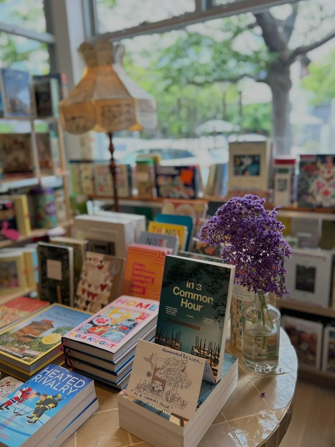 Lisa loves&hellip; In a Common Hour by @mama_sita_1981 🍃💙 swipe for review 🫶