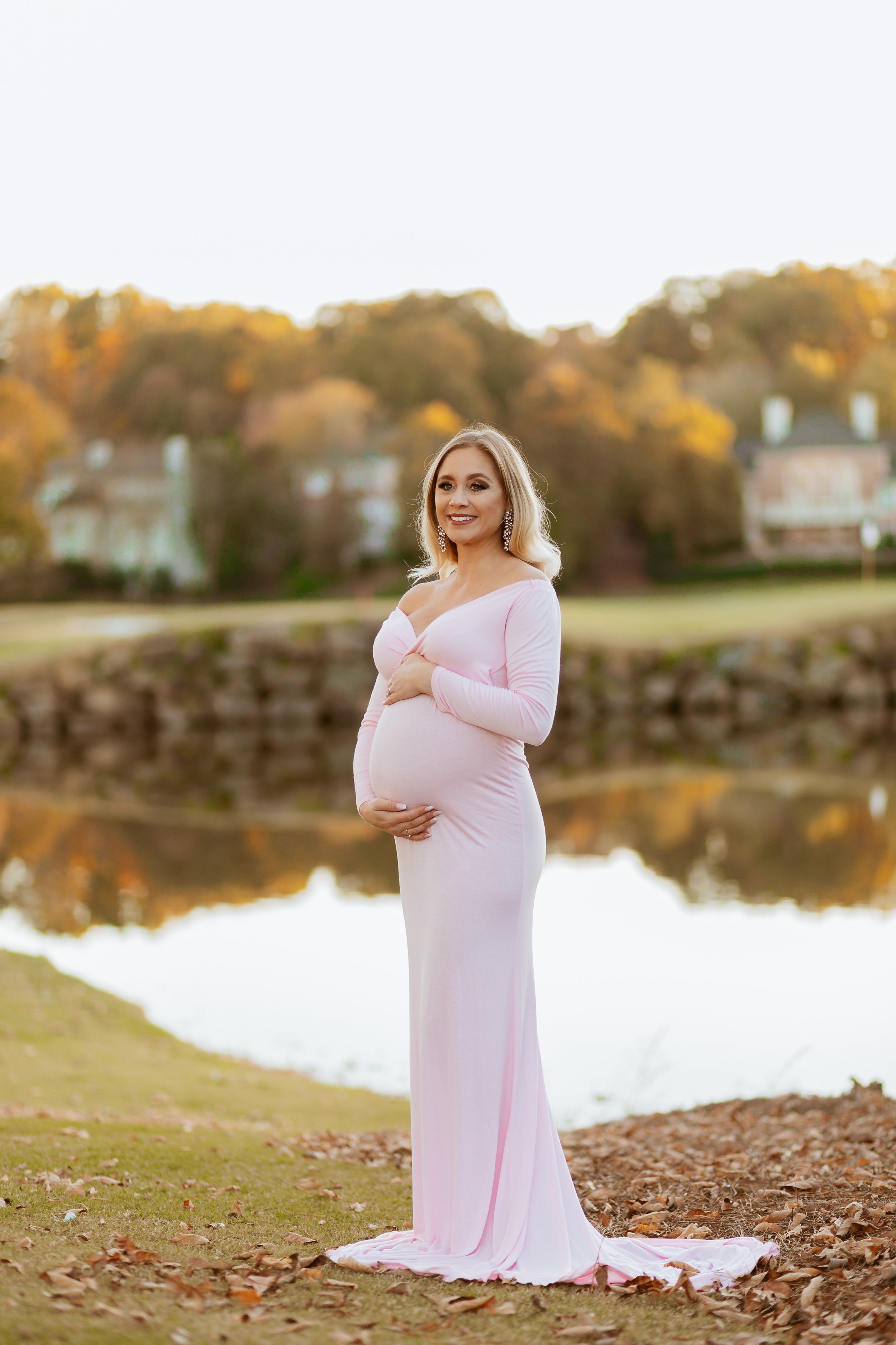 Blog Maternity Photoshoot Clothing Styles to Capture the Glow - Charlotte  Maternity and Family Photographer