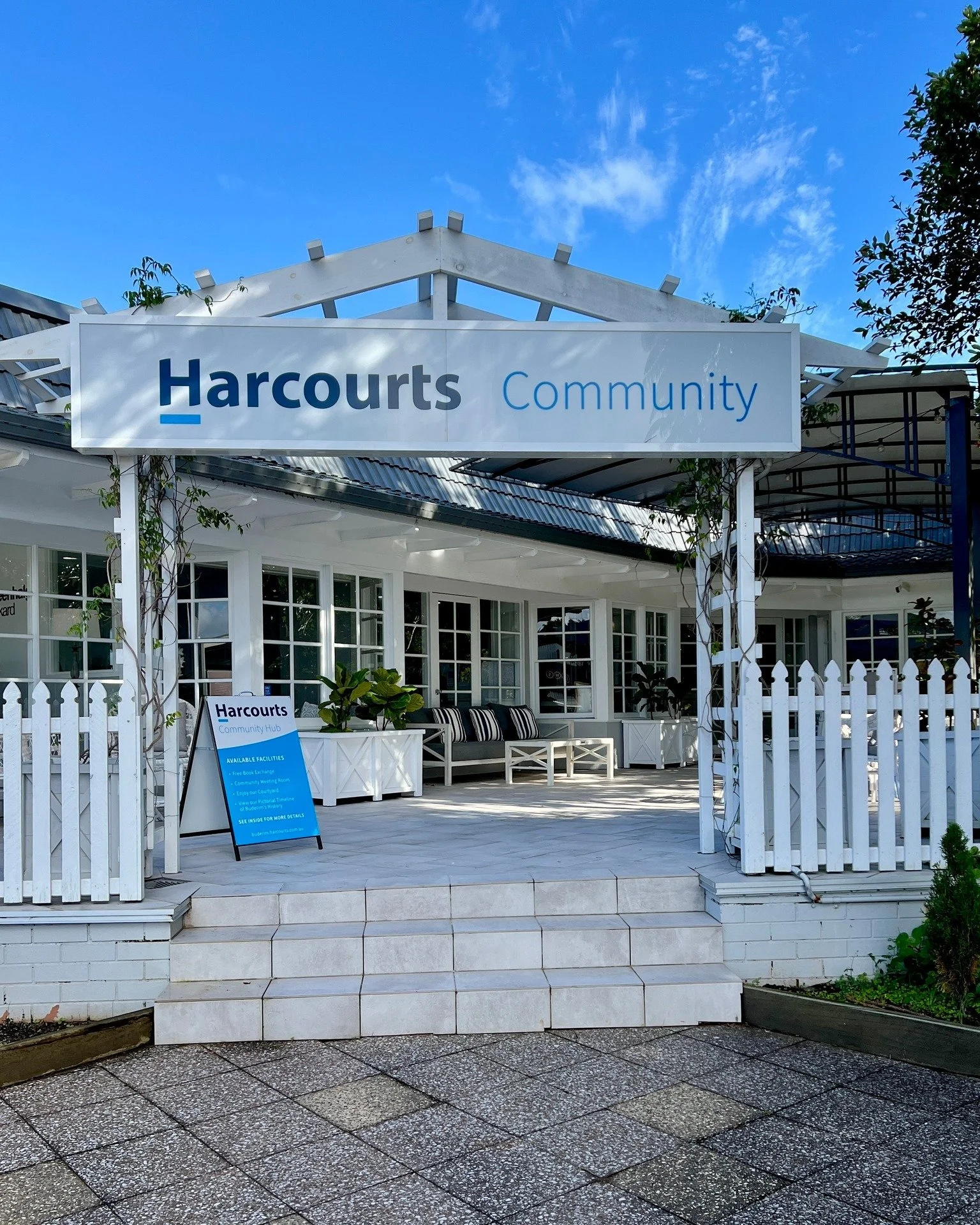 A big thank you to @harcourtscommunity for generously providing their community room as the venue for our welcome events 💜

Having a space like this makes such a difference. It allows us to bring people together, welcome new members, and create real