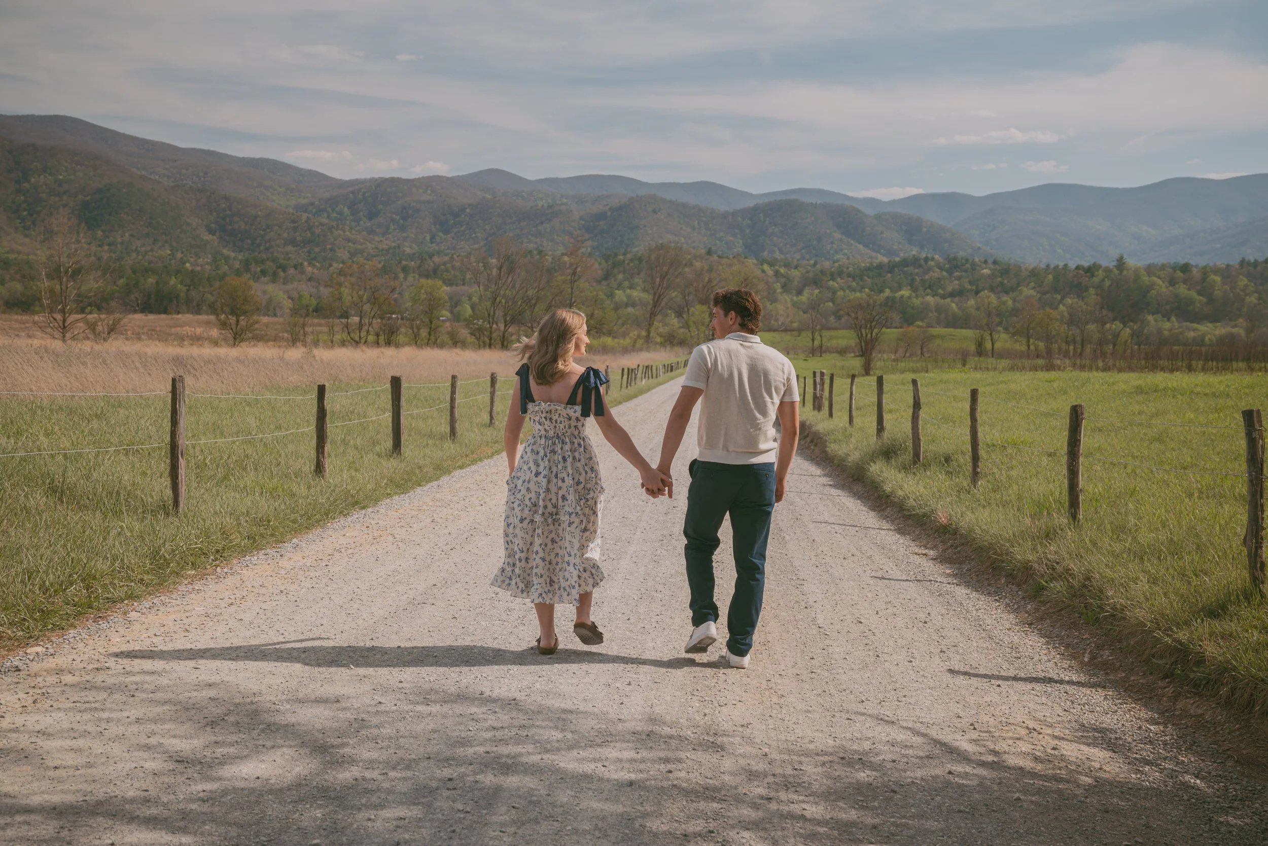 cades_cove_smokymountain_couples-1.JPG
