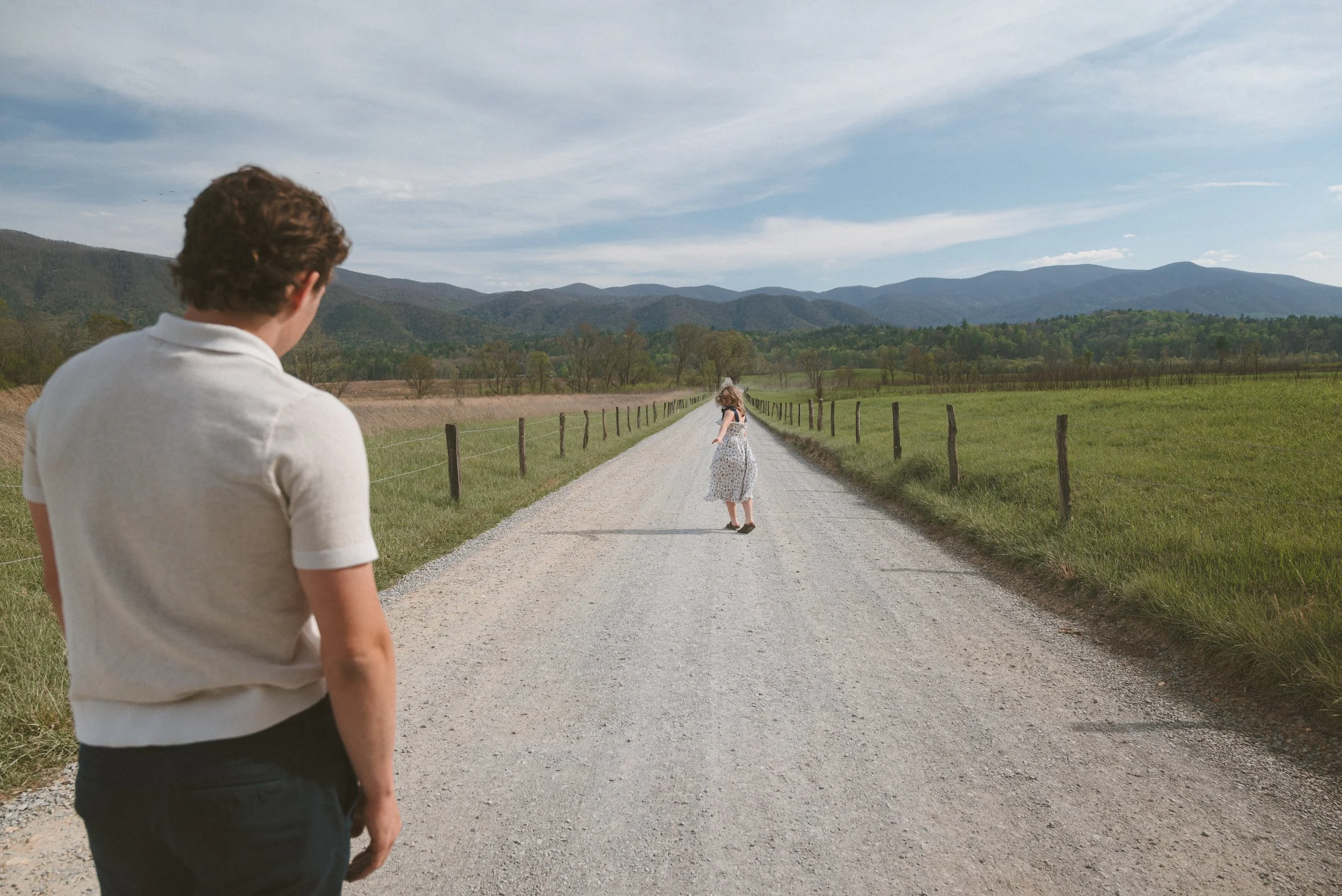 cades_cove_smokymountain_couples-7.JPG
