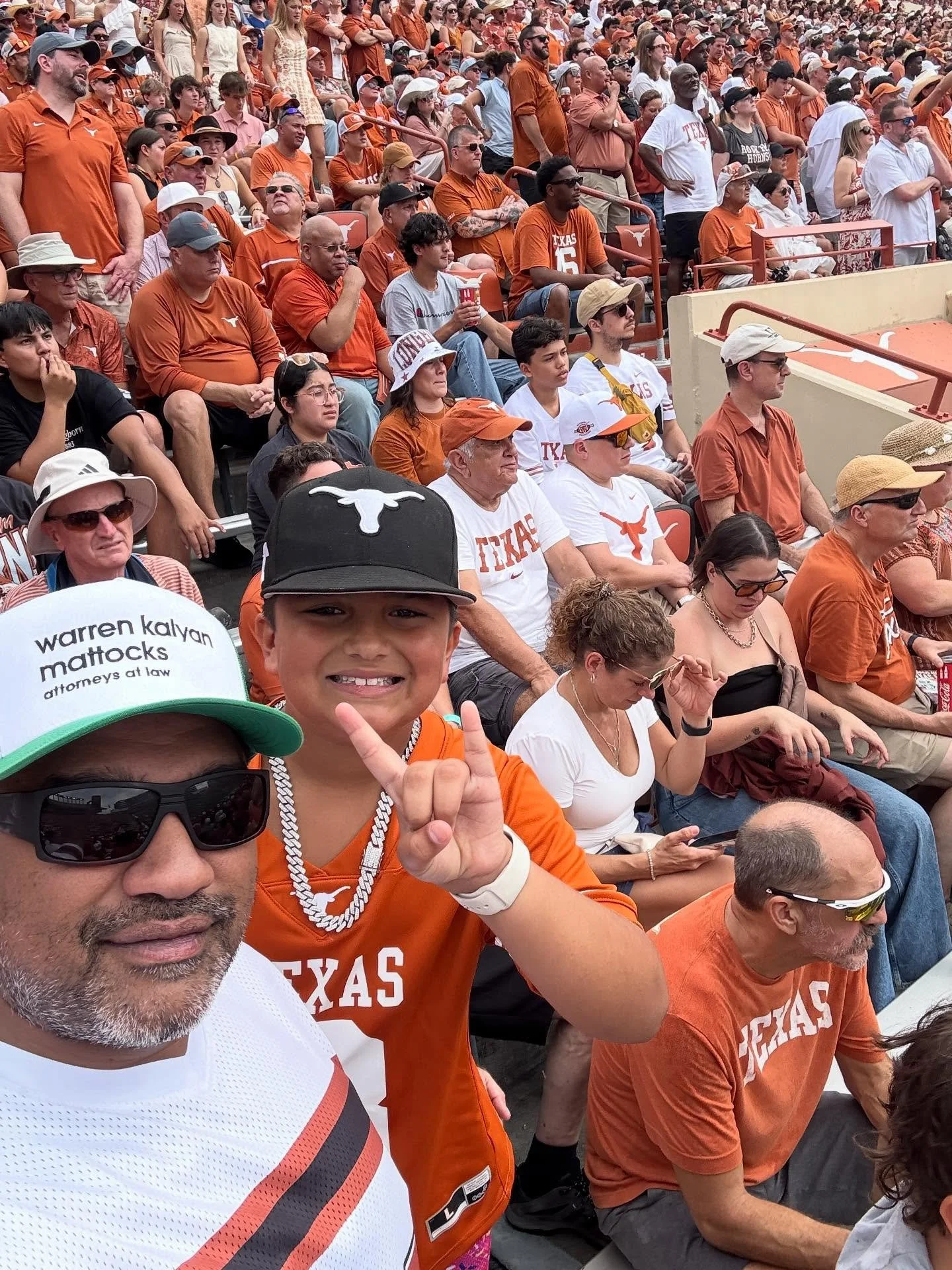 HOOK EM @texasfootball @utexas @warrenkalyan
