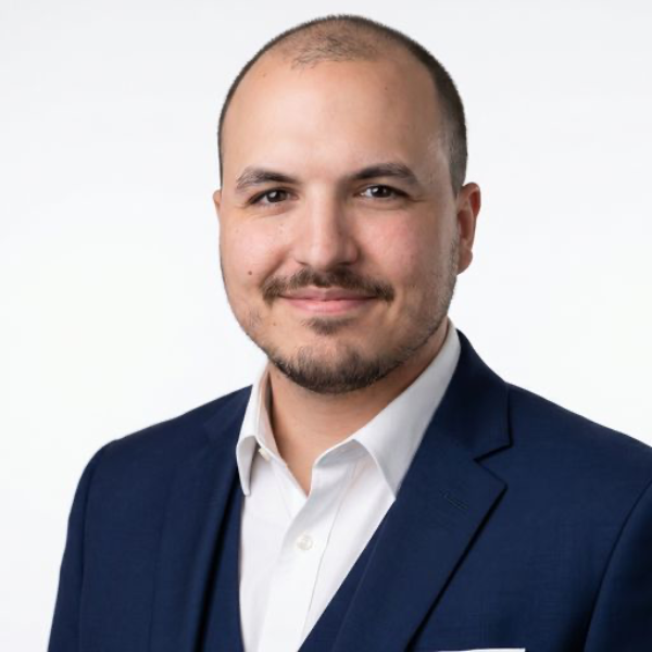 Steven Vasquez, Attorney at Warren Kalyan