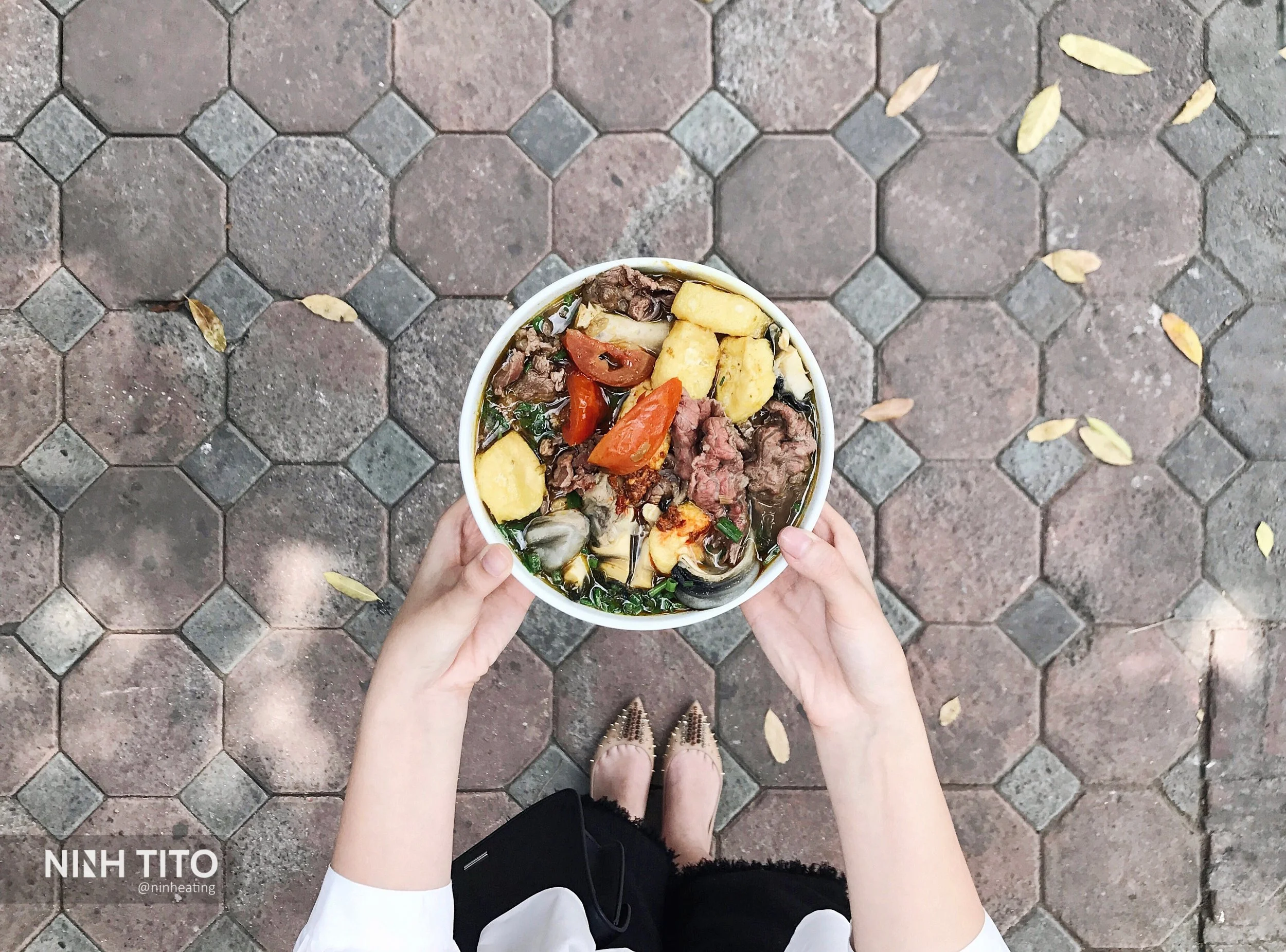 Hà Nội và những bát bún riêu mùa hè | Ninh Eating