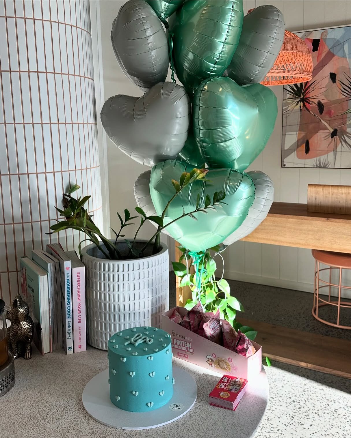 Malvern East turns 6 - thank you for the Saturday morning vibes ✌🏼🥳🎂🎈