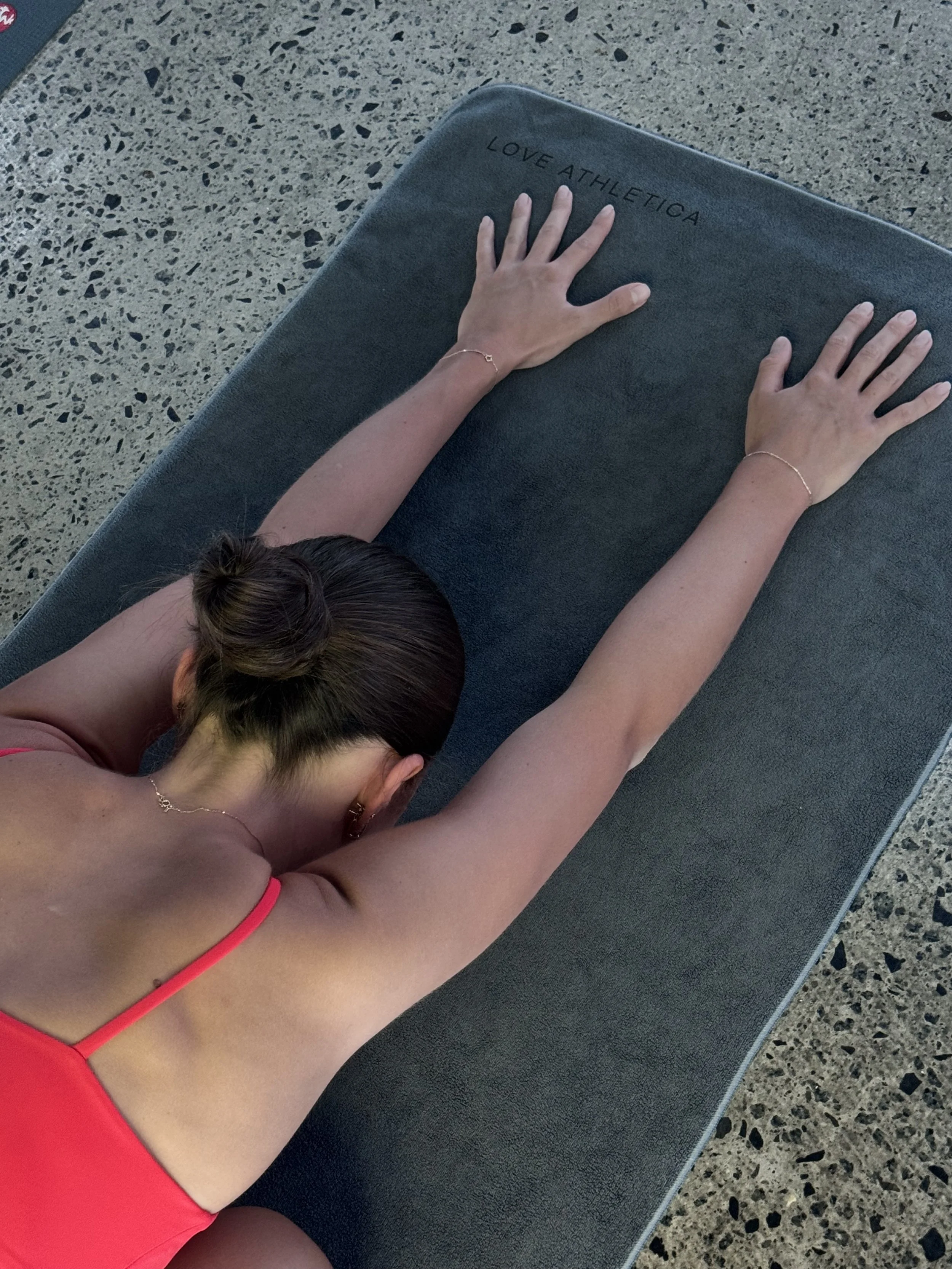 LA Luxe Sweat Towel 4.jpg