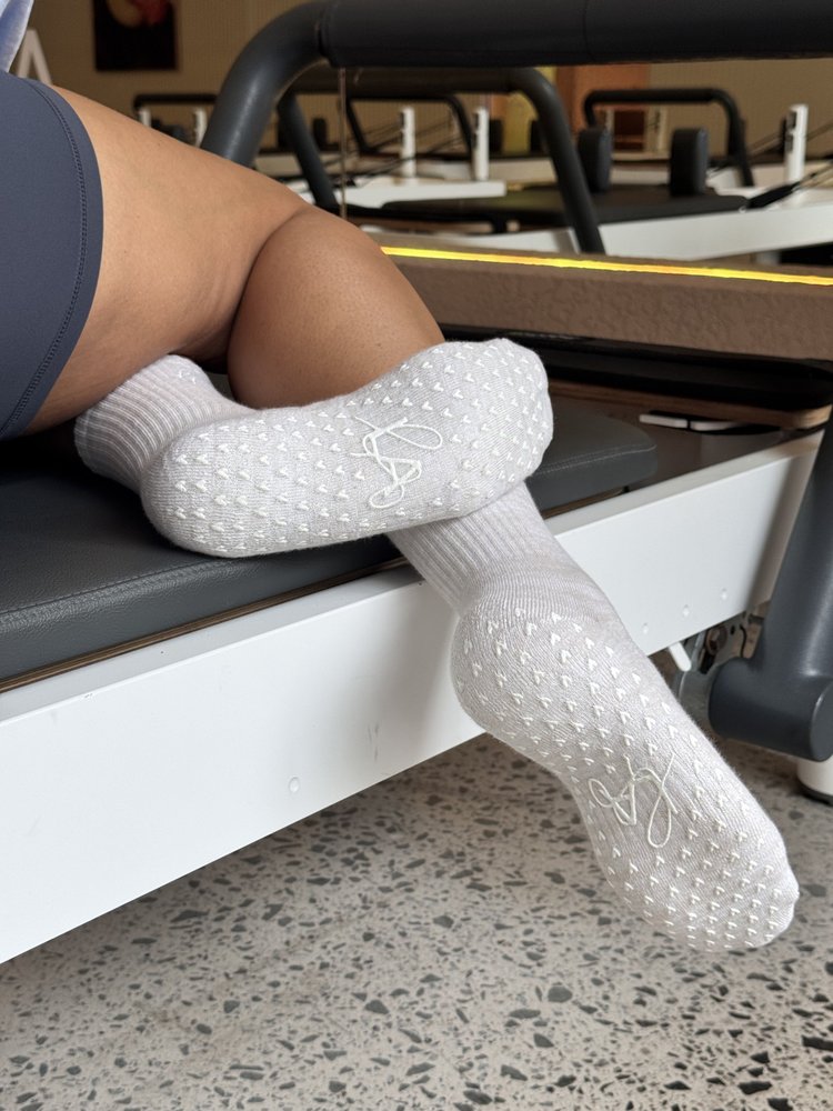 Grip Socks Beige Crew