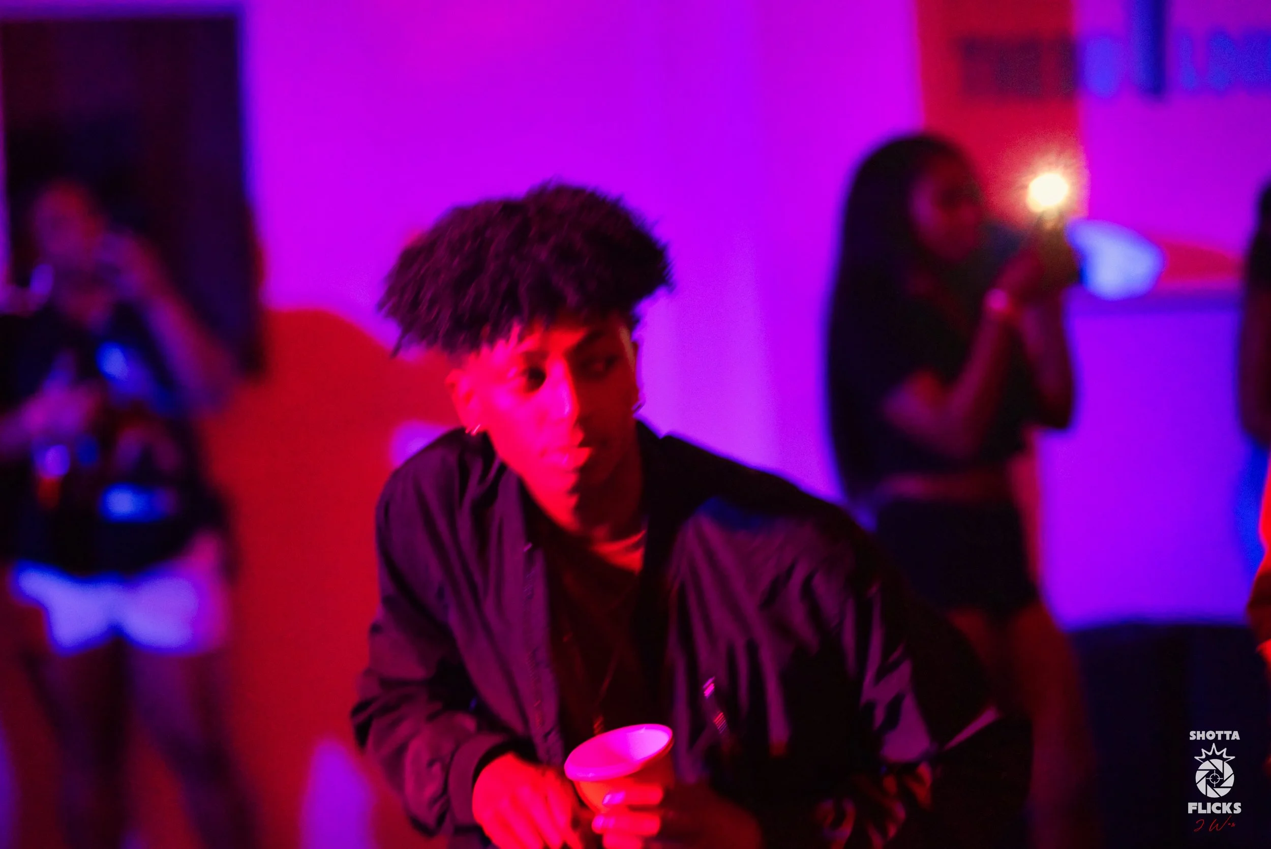 Blackout vs Darksided3.jpg