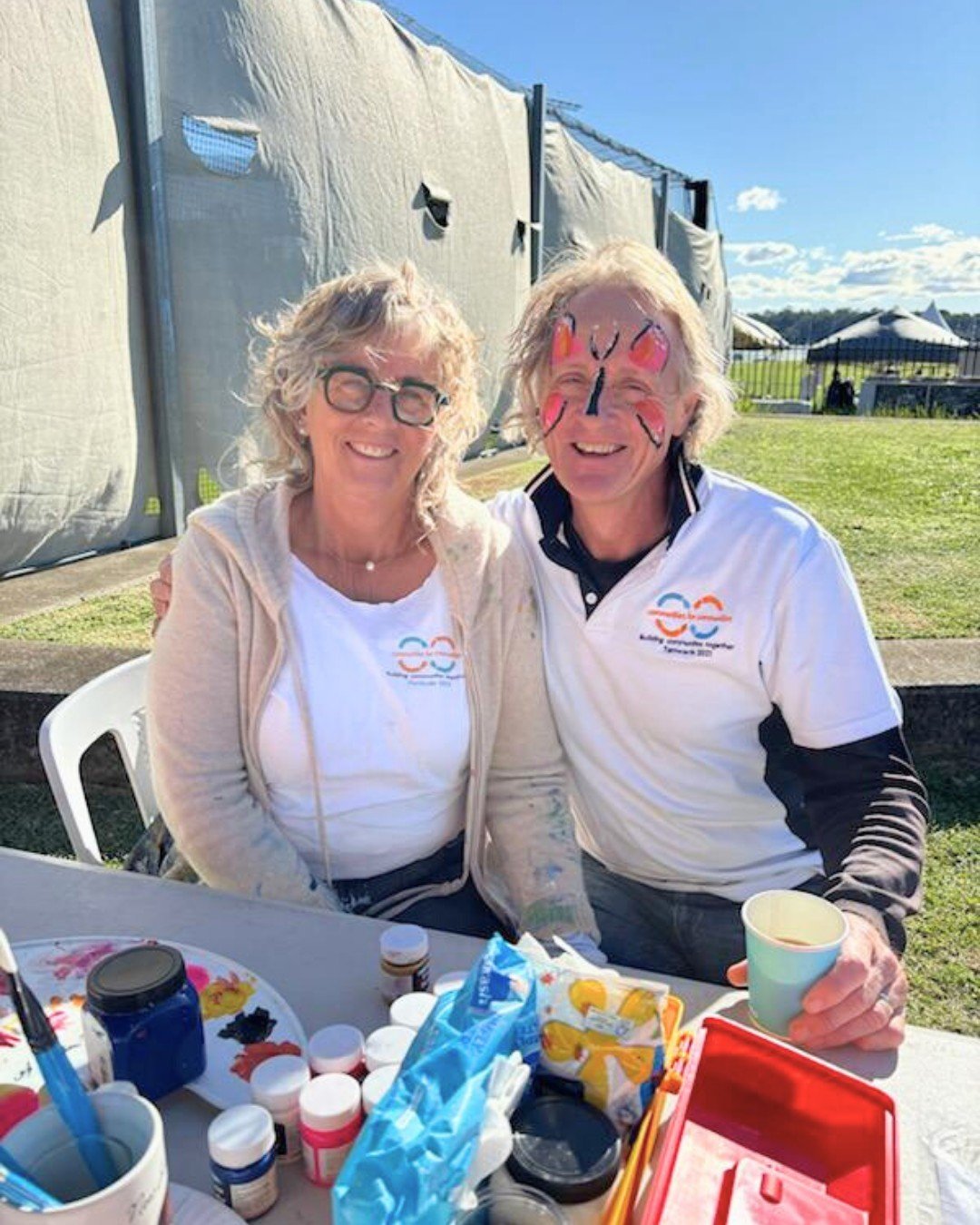 Throwback to face painting in the freezing wind (but hearts were warm) at the wonderful @communitiesforcommunities Fun Day 💛

So lovely to be part of such a joyful, community-spirited event (even if the wind tried to steal the brushes!).

With l