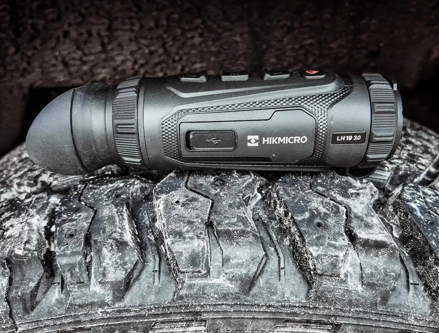 Testing out the Hikmicro Lynx LH19 3.0 for Scott's Country. Stay tuned&mdash;full article coming soon! 👀🔥 

#rabbitcontrol #DeerManagement #shooting #ScottCountry #HIKMICRO