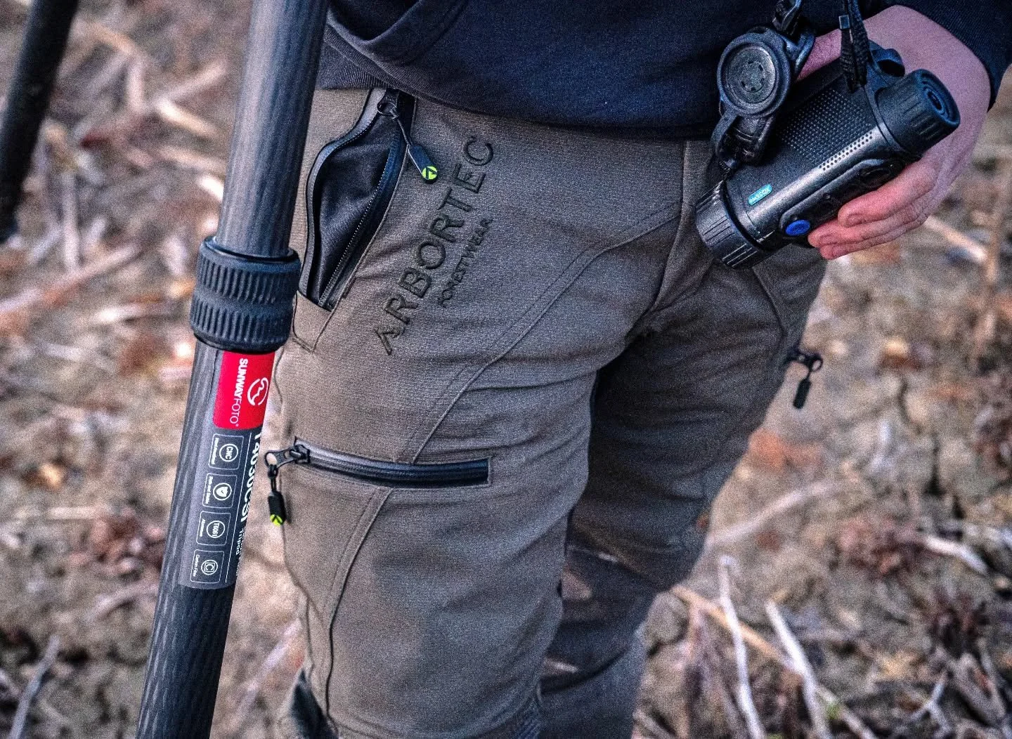 Out where gear either proves itself or gets exposed 🌲

@arbortecfw Arbortec Forestwear holding up, Sunwayfoto tripods locked in.

#forest #Forestry #restoration #rabbitcontrol #pestcontrol